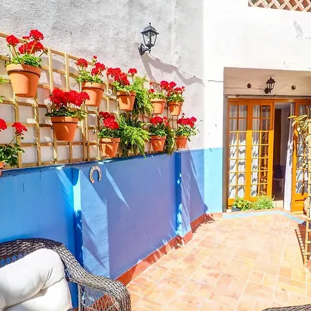 Charming Patio By Hello Homes *