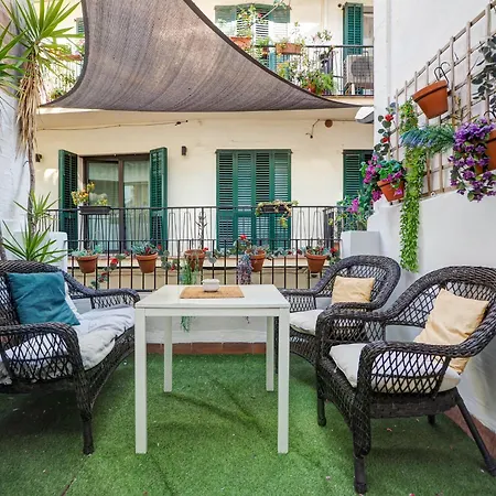 Charming Patio By Hello Homes アパート *