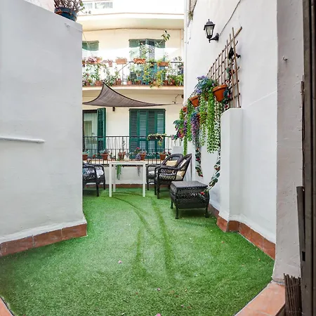 アパート Charming Patio By Hello Homes シッチェス